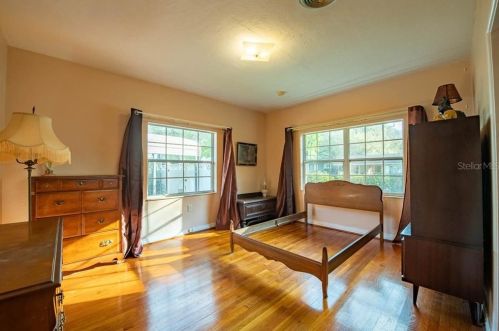 717 Palmer St, Orlando FL  32801-4040 exterior