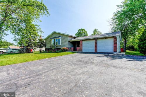 2877 Ringneck Rd, Norristown, PA 19403-1812