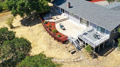 500 El Dorado Ct, Santa Rosa, CA 95404-2115