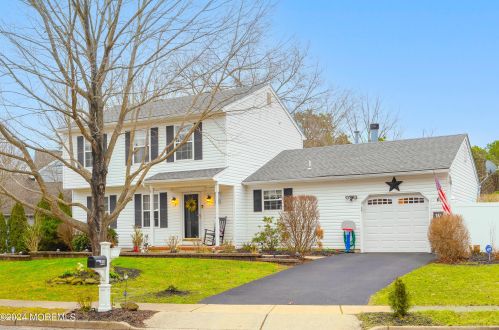 444 Vista Ct, Bricktown NJ  08724-5313 exterior