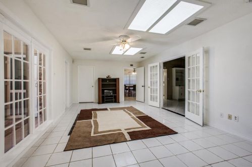 13022 Fall Manor Dr, Dallas TX  75243-2426 exterior