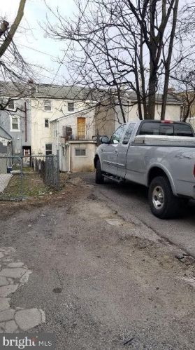 538 Cherry St, Norristown PA 19401-3801 exterior