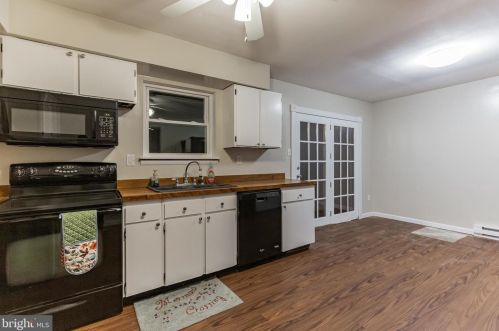 602 Hunter Blvd, Browns Mills NJ  08015-1922 exterior