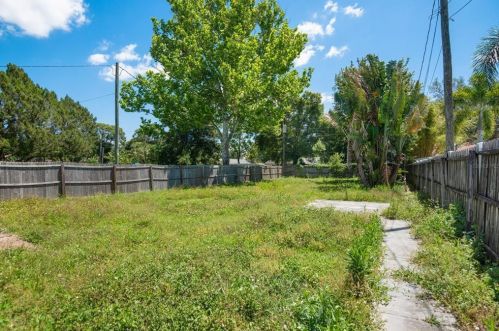 7109 64 St, Pinellas Park FL  33781-4031 exterior