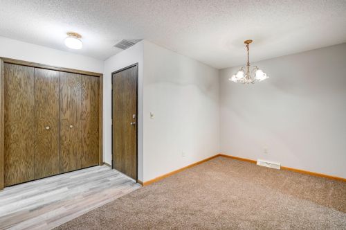 1556 14th St, Saint Cloud, MN 56304-2000
