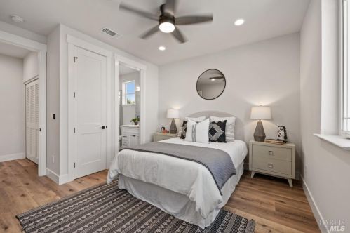 96 Calistoga Rd, Santa Rosa CA  95409-3702 exterior