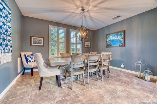 7432 Circulo Sequoia, Carlsbad CA 92009-8467 exterior