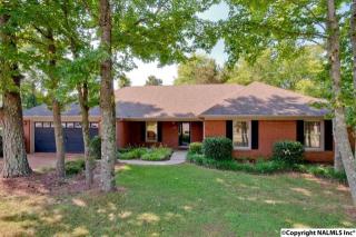 110 Skyhawk Dr, Harvest, AL 35749-9006