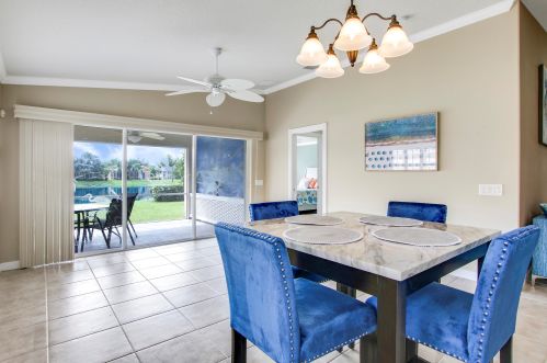 10422 Stratton Dr, Fort Pierce FL  34987-2318 exterior