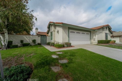 26103 Galvez Ct, Santa Clarita, CA 91355-3349