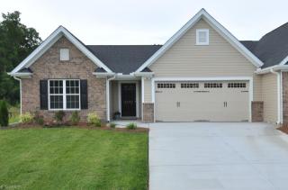 6222 Queens Gate Ct, Clemmons, NC 27012-9787