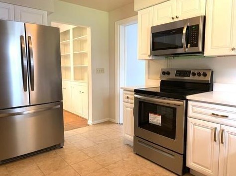 5181 Hagewa Dr, Cincinnati OH 45242-6223 exterior