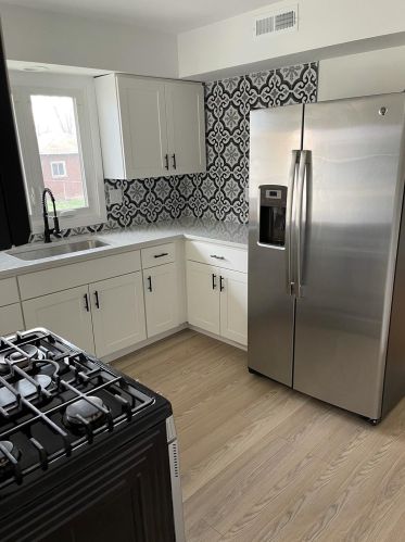 910 Highland St, Hammond IN  46320-2512 exterior