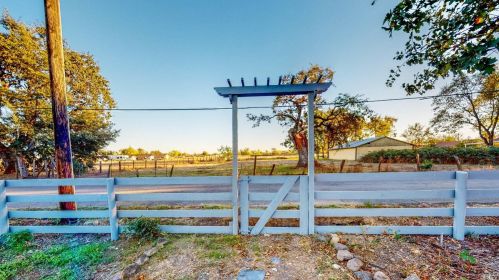 785 Scenic Ave, Santa Rosa CA  95407-8337 exterior