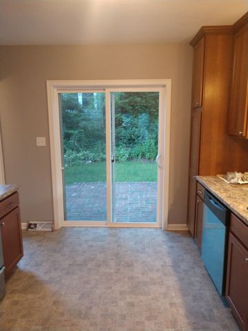 208 Frederic Ave, Waterloo IA  50701-4110 exterior