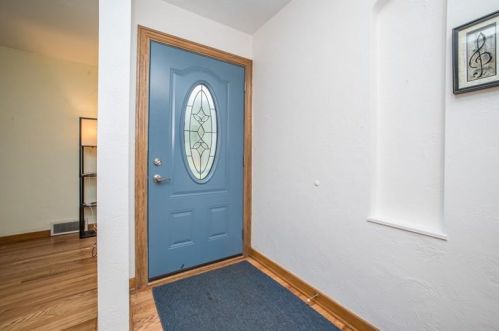 349 Thompson Run Rd, Pittsburgh, PA 15237-3757