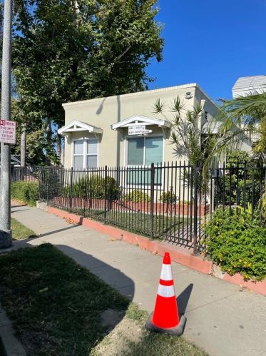 5423 Dairy Ave, Long Beach, CA 90805-5220