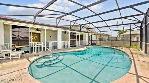 1270 Plum Ave, Merritt Island FL  32952-5848 exterior