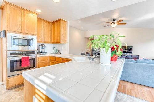 679 Apricot Ct, Los Banos CA  93635-9691 exterior