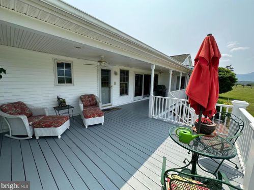 803 Hook Hill Rd, Richmond National Battlefiel VA  22835-3505 exterior