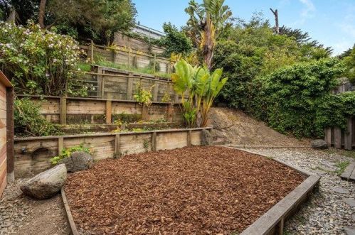 316 Carmel Ave, Pacifica CA  94044-2407 exterior