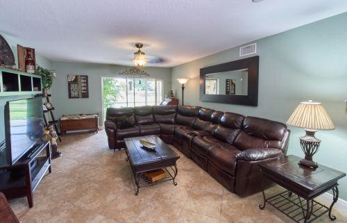 10821 Military Trl, West Palm Beach, FL 33410-6538
