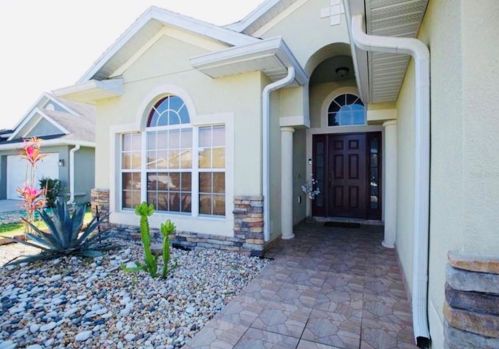 2379 Brewerton Ln, Orlando, FL 32824-4221