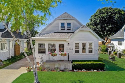 5006 Beloit Rd, Milwaukee WI 53214-5332 exterior