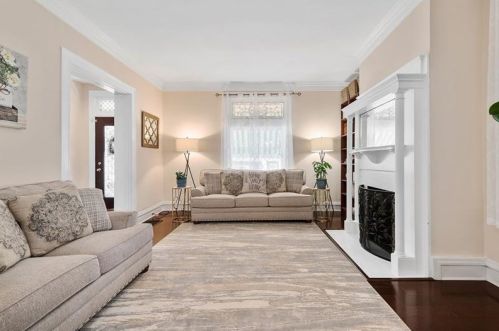 15 Hawthorne Ave, Pittsburgh PA 15229-2044 exterior