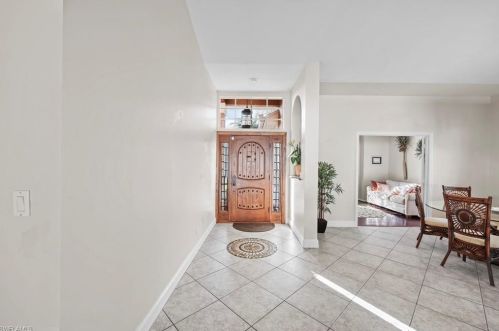 2088 Piccadilly Circus, Naples, FL 34112-3678