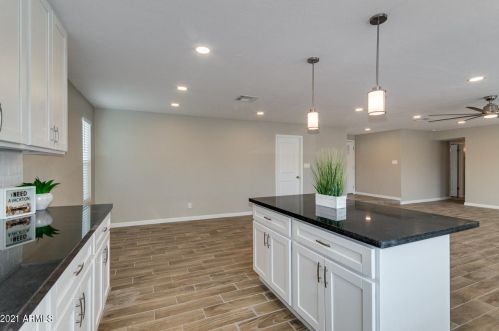 1524 Comstock Dr, Chandler AZ 85224-1855 exterior