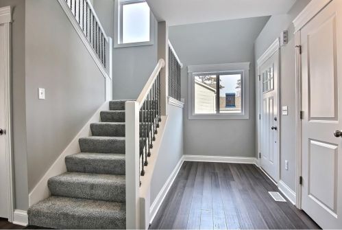 1100 Virginia St, Hobart, IN 46342-5883