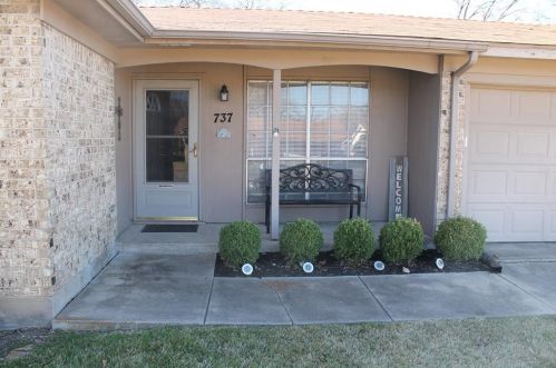 737 Hallvale Dr, Fort Worth, TX 76108-1220