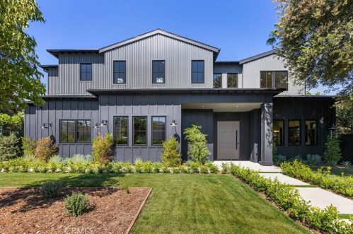 4955 Haskell Ave, Van Nuys CA  91436-1674 exterior