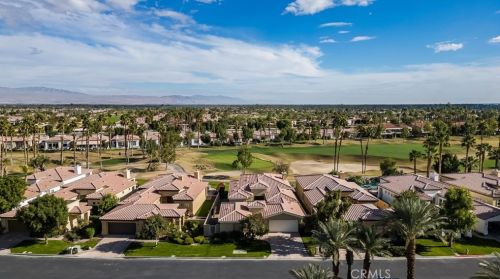 55154 Laurel Vly, La Quinta CA  92253-5639 exterior