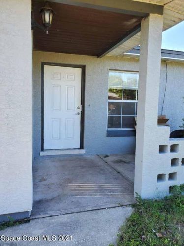 3940 Baker Ave, Titusville FL  32796-1828 exterior