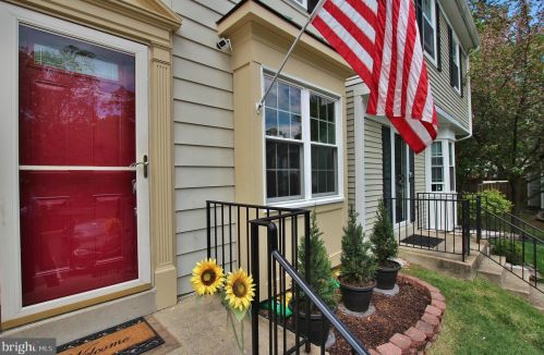 7616 Whitly Way, Lorton, VA 22079-1745