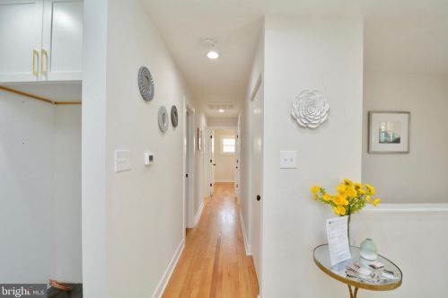 2608 Pioneer Ln, Falls Church VA  22043-3413 exterior