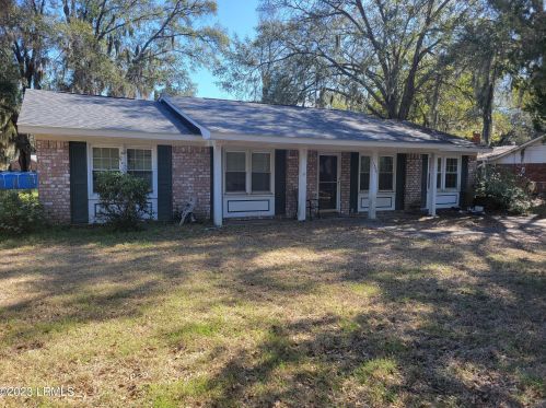 1505 Ivy Ln, Beaufort, SC 29902-6422
