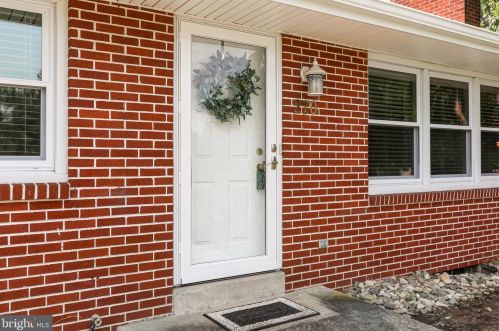 270 Clark Rd, Swatara, PA 17033-2116