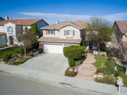 26617 Shakespeare Ln, Santa Clarita, CA 91381-1466