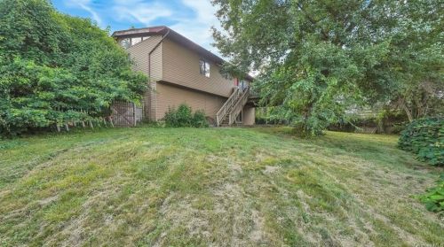 7 Birch Ct, Orangeburg NY  10962-2829 exterior