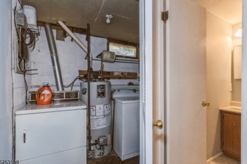 11 Poplar Ln, Morristown NJ  07960-6769 exterior