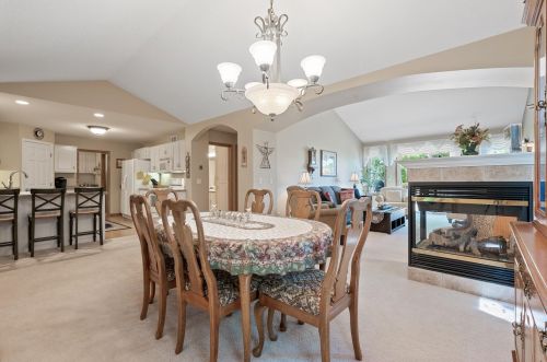 4687 19th St, Columbus MN  55025 exterior