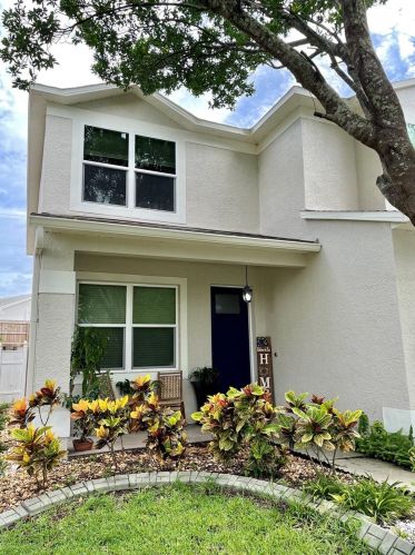 3028 Savannah Oaks Cir, Tarpon Springs, FL 34688-9109