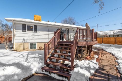 3279 Pearl St, Englewood CO 80113-2713 exterior