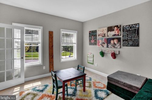 7 Dogwood Ter, Siddonsburg PA  17019-8733 exterior