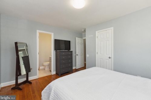 15108 Costa Dr, Woodbridge VA  22193-1647 exterior