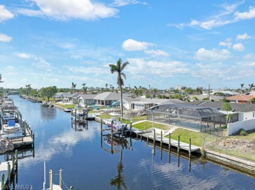 5243 3rd Ave, Cape Coral, FL 33914-7164