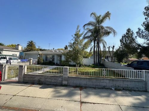 219 Granada Ct, Ontario, CA 91762-2735